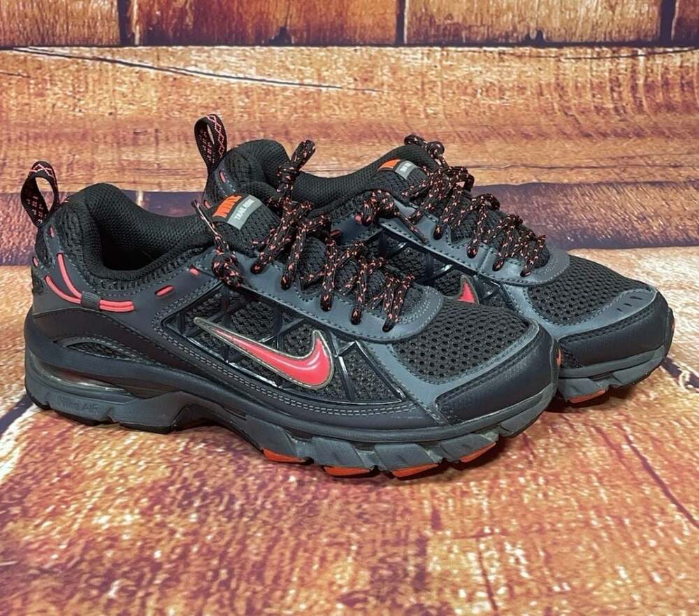 Nike Air Trail Ridge Running Shoes Black Red Women's Size 7